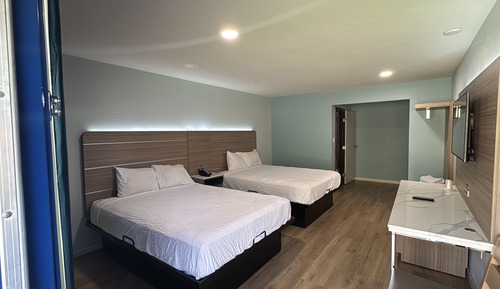 Room, 2 Queen Beds, Accessible, Non Smoking (Mobility, Tub w/Grab Bars)