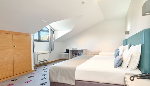 Triple Room