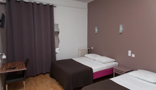 3 Standard Triple Room, Private bathroom