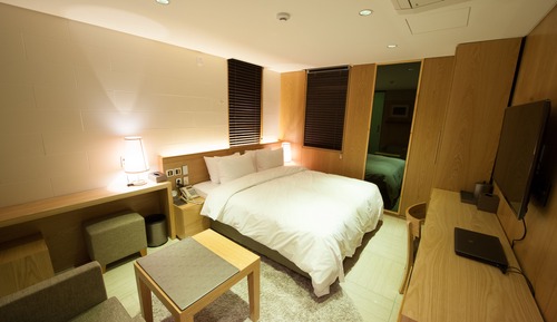 Standard Double Room (Bigger than most in Seoul)