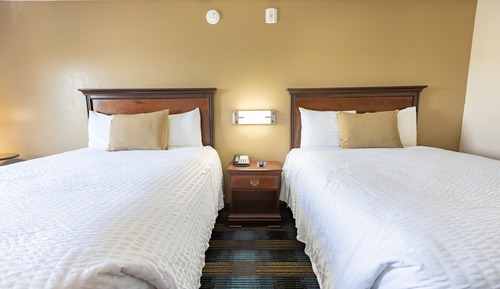 Deluxe Room, 2 Queen Beds, Refrigerator & Microwave, Non smoking