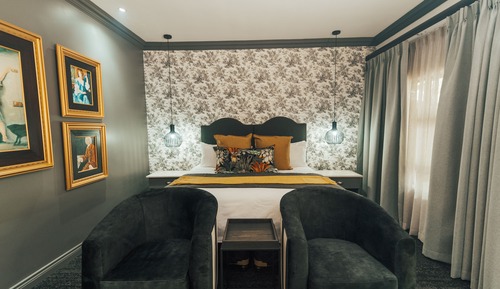 Country Hotel Room Deluxe