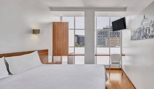 Superior Room, 1 Queen Bed
