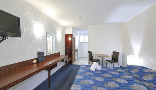 Queen Suite