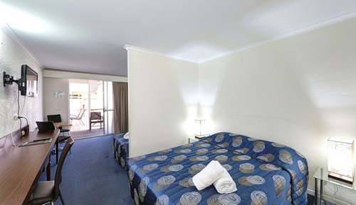 Twin Suite with Balcony 