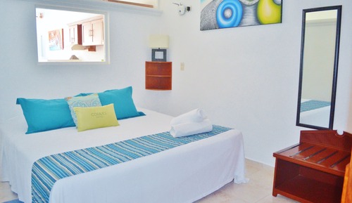 Family Suite, 2 Bedrooms, Partial Ocean View