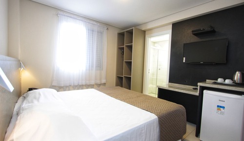 Economy Room, 1 Double or 2 Twin Beds