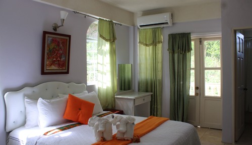 Deluxe Suite, 2 Bedrooms, Mountain View