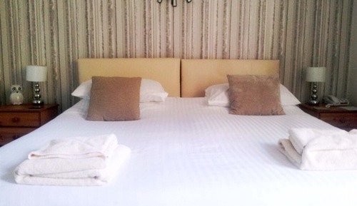 Standard Double or Twin Room, Ensuite (Number 9)