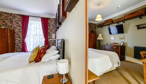 Standard Twin Room, Ensuite