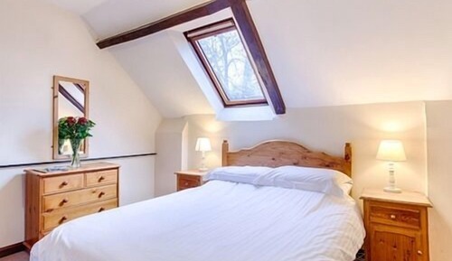 Standard Cottage, Private Bathroom (The Coach House)