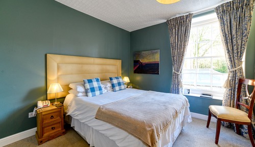 Standard Double Room, Ensuite (Small Double: Room 7)