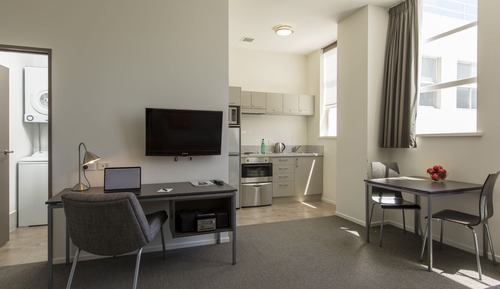 One Bedroom Apartment 