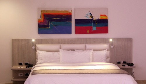 Business Room, 1 King Bed, Non Smoking