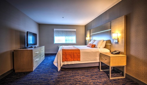 Suite, 1 King Bed, Non Smoking (Oversized Room;with Sofabed)