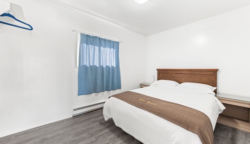 Suite, 2 Bedrooms, Kitchen