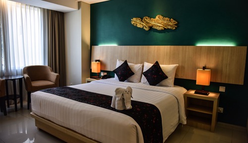 Deluxe Double or Twin Room, Non Smoking, City View