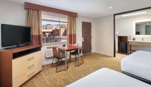 Standard Room, 2 Queen Beds, Non Smoking