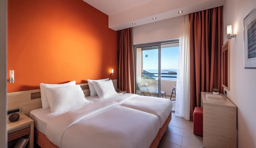 Superior Apartment, 2 Bedrooms (for 6)