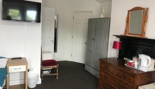 Basic Triple Room