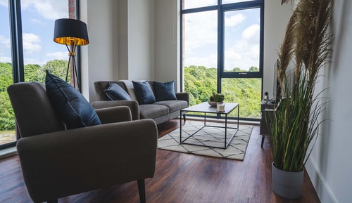 Exclusive Penthouse, Accessible, Private Bathroom