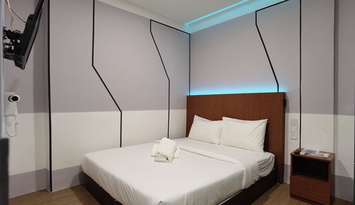 Standard Double Room, 1 Queen Bed