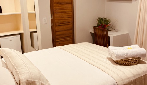Suíte 101 Quarto Deluxe