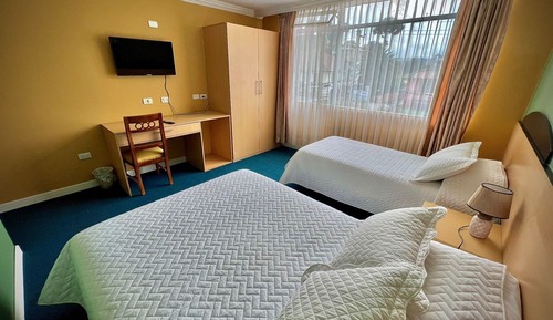 Basic Quadruple Room, 1 Bedroom, City View