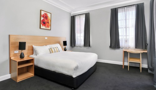 Deluxe Double Room, 1 Queen Bed, Accessible