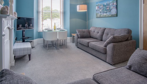 Apartment (2 Bedrooms)