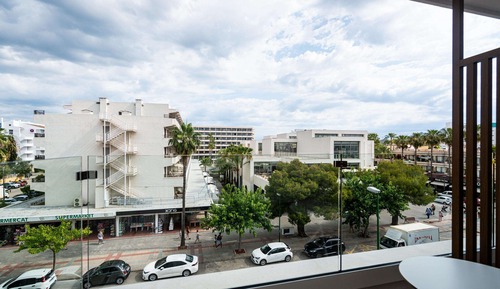 Double Room, Balcony
