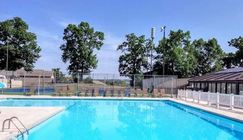 Condo (Sweet Clover - Indoor pool - HOT TUB )