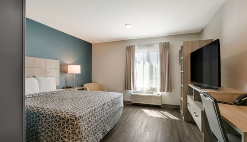Queen Suite