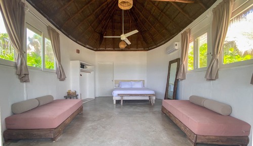 Standard Cabin, Oceanfront