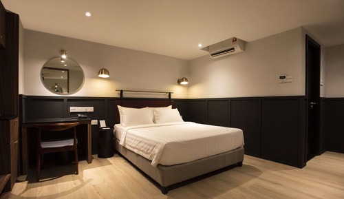 Superior Queen Room