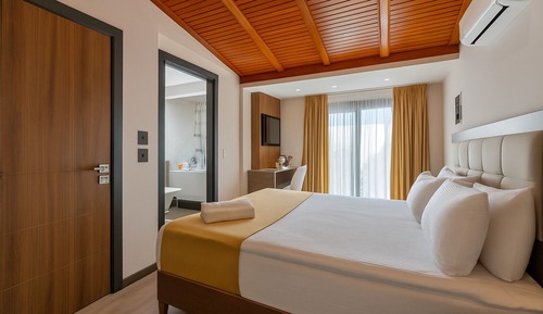 Signature Suite, Sea View