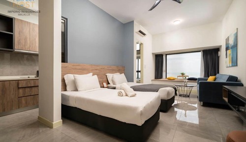 Deluxe Apartment