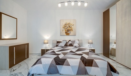 Apartment (2 Bedrooms)