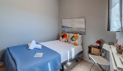 Basic Single Room, Private Bathroom