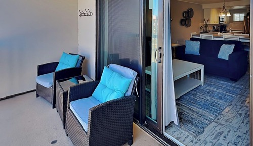 Condo (2 Bedrooms)