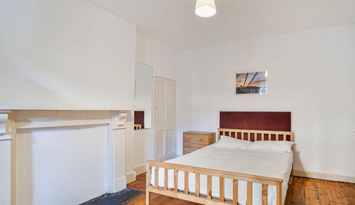 Superior Double Room, Shared Bathroom