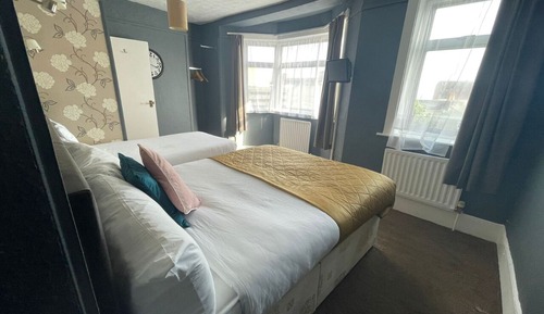 Deluxe Triple Room, Ensuite