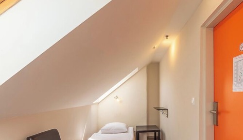 Mini Single Room with Shared Bathroom