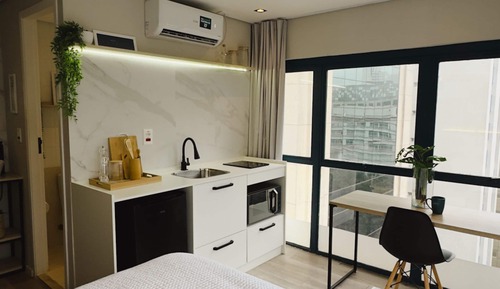 Deluxe Studio Suite