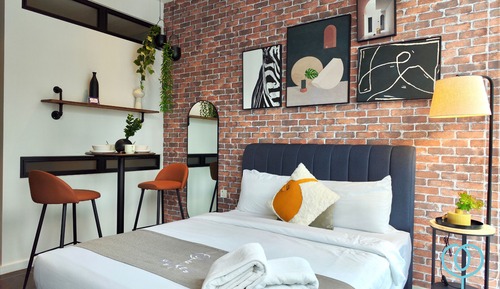 Scarletz Studio with Bathtub