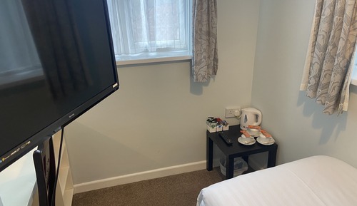 Basic Triple Room