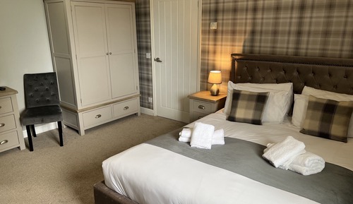 Courtyard Family Ensuite Room