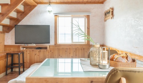 Basic Room, 1 Bedroom (Ganghwayeok 2ho (2cheung))
