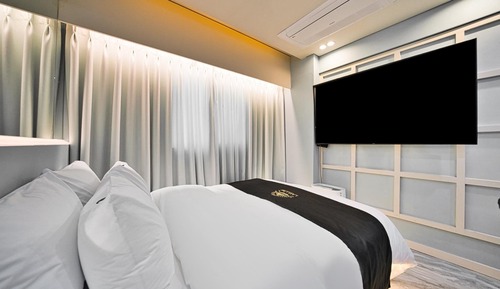 Room (Standard - Bath (TV OTT PC Bathtub Ai)