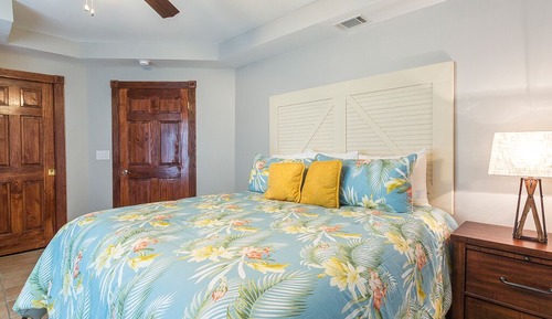 Condo, 1 King Bed with Sofa bed, Pool Access, Ocean View (321 - Pet Friendly)